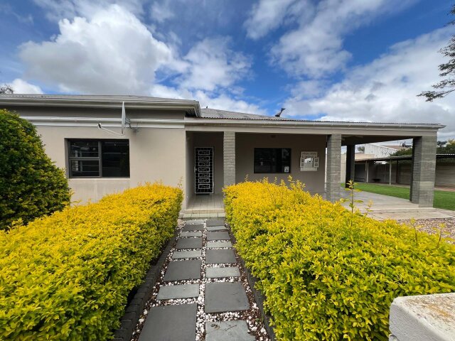 <!--[if BLOCK]><![endif]--> 15  Malan Street , Porterville, Porterville <!--[if ENDBLOCK]><![endif]-->